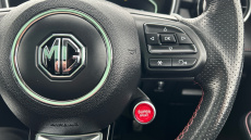 MG Hs 1.5 T-GDI Exclusive 5dr DCT Petrol Hatchback